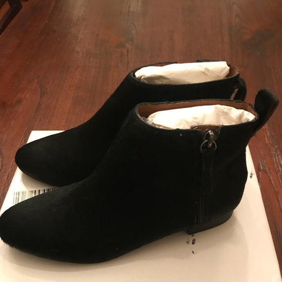 NWT GAP Black Calf Hair Ankle Boots - Picture 2 of 6